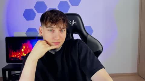 Chris Tyson online show from 28, 2, 2025