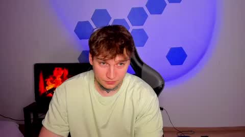 Chris Tyson online show from 18, 4, 2026