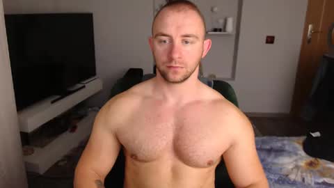 Snapshot of chrisbigbiceps chatting on 30, 12, 2024 chrisbigbiceps online show from 30, 12, 2024