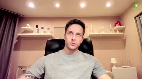 Chris online show from 6, 2, 2025