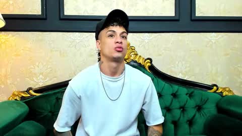 Chris online show from 11, 10, 2025