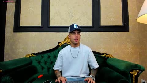 Chris online show from 15, 10, 2025