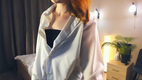 Snapshot of chrisme_please chatting on 11, 9, 2025 Lizz online show from 11, 9, 2025