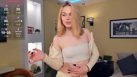 Snapshot of chrisme_please chatting on 3, 12, 2025 Lizz online show from 3, 12, 2025