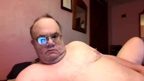Snapshot of chrismini312 chatting on 4, 6, 2026 Chris The Jerk Off King online show from 4, 6, 2026