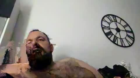Snapshot of chrisole chatting on 20, 5, 2026 chris ole online show from 20, 5, 2026