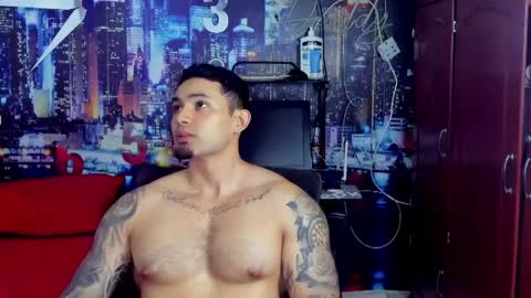 Snapshot of chriss_stewart2 chatting on 6, 5, 2026 Chriss Stewart online show from 6, 5, 2026