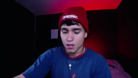 Christian Wang online show from 4, 10, 2025