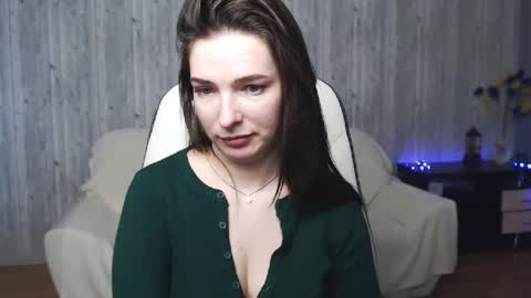 Christi online show from 5, 3, 2025