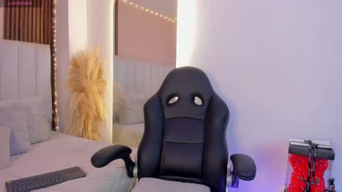 christal_jane online show from 12, 3, 2026