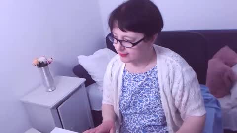 Christa online show from 9, 1, 2025