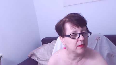 Christa online show from 15, 9, 2025