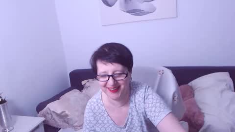Christa online show from 4, 6, 2026