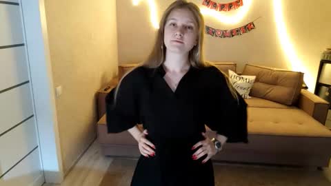 Snapshot of christianahessee chatting on 19, 10, 2025 Iwi online show from 19, 10, 2025
