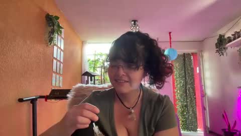 Snapshot of christianvalles chatting on 11, 3, 2025 christianvalles online show from 11, 3, 2025