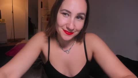 Snapshot of christina_rosse chatting on 8, 11, 2025 christina rosse online show from 8, 11, 2025