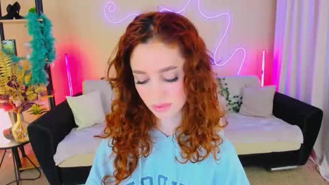 christinaconteeree online show from 18, 11, 2025