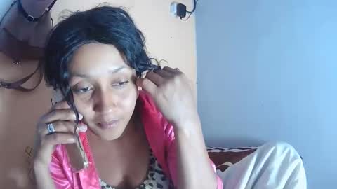 christine213 online show from 2, 11, 2025