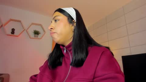 Christine  online show from 20, 11, 2025