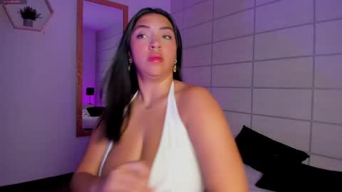 Christine  online show from 14, 4, 2026