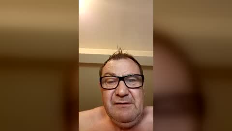 Snapshot of christophe4b chatting on 16, 6, 2026 christophe4b online show from 16, 6, 2026