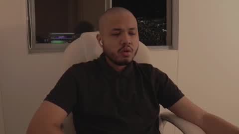 Chris online show from 25, 1, 2025