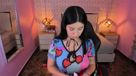 Snapshot of christy_teigen chatting on 16, 1, 2026 CHRISTY online show from 16, 1, 2026