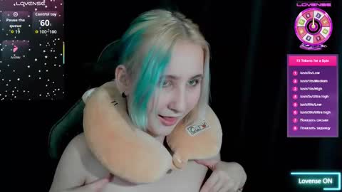 christyw3b online show from 21, 11, 2025