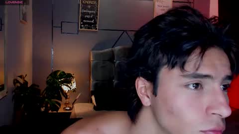 Snapshot of chrristopher77 chatting on 25, 11, 2025 chrristopher77 online show from 25, 11, 2025