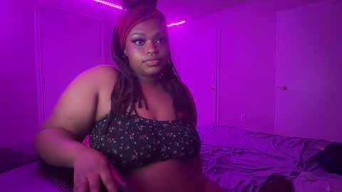 EmberEssence online show from 17, 9, 2025