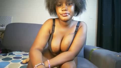 Snapshot of chubby_flora chatting on 19, 5, 2026 Flora online show from 19, 5, 2026