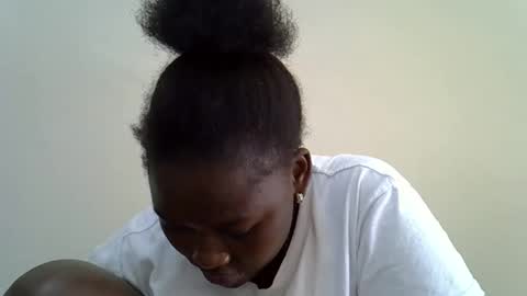Snapshot of chubby_queenie07 chatting on 5, 6, 2026 DivaDee online show from 5, 6, 2026