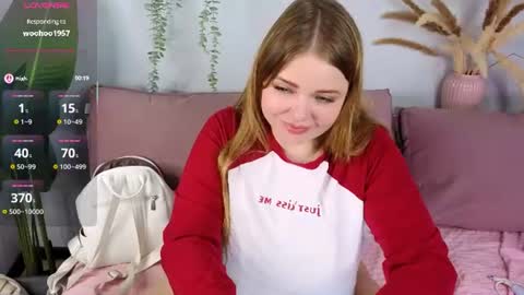 Snapshot of chubbykit1y chatting on 5, 7, 2026 Kelly online show from 5, 7, 2026
