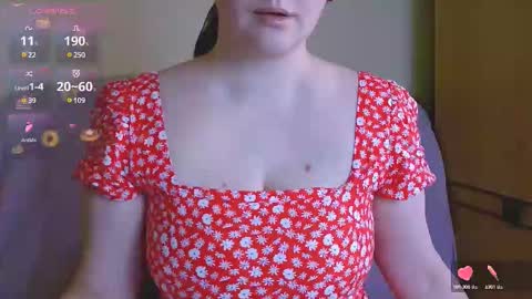 Snapshot of chubbymaia chatting on 16, 2, 2025 Maia online show from 16, 2, 2025