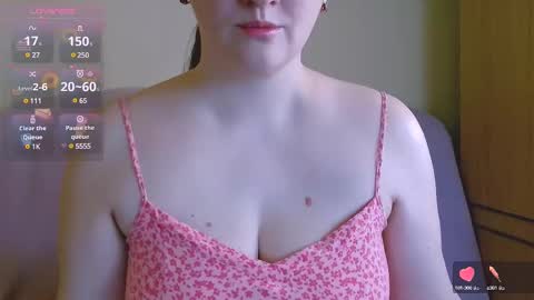 Snapshot of chubbymaia chatting on 8, 3, 2025 Maia online show from 8, 3, 2025