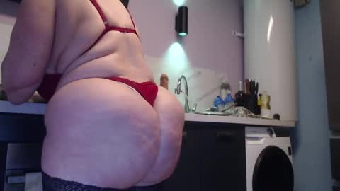 Snapshot of chwerry_b0 chatting on 12, 2, 2025 Jessica online show from 12, 2, 2025