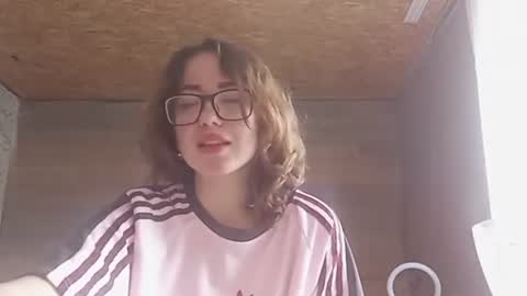 Snapshot of cicelyphaup chatting on 20, 6, 2026 Olivia online show from 20, 6, 2026