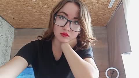 Snapshot of cicelyphaup chatting on 28, 6, 2026 Olivia online show from 28, 6, 2026