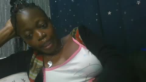 cilia petite online show from 13, 2, 2025