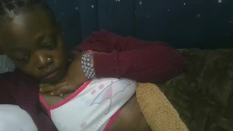 cilia petite online show from 20, 2, 2025