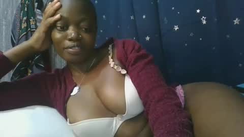 cilia petite online show from 21, 2, 2025