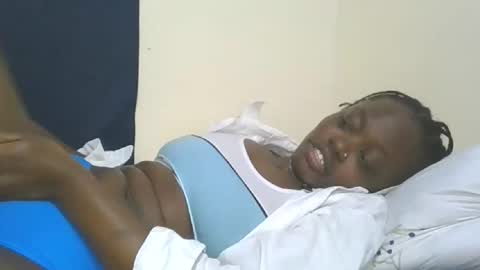 cilia petite online show from 15, 10, 2025