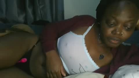 Snapshot of cilia_petite chatting on 11, 6, 2026 cilia petite online show from 11, 6, 2026