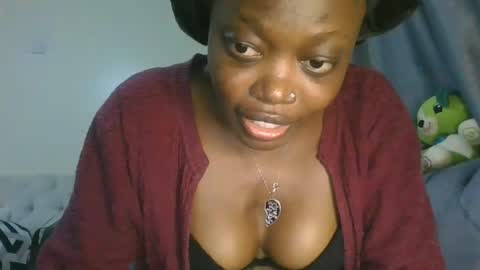 Snapshot of cilia_petite chatting on 11, 6, 2026 cilia petite online show from 11, 6, 2026