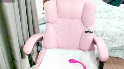 cindy_cutiegirl online show from 17, 4, 2026