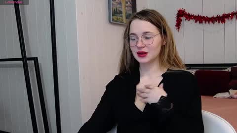 Snapshot of cindywood chatting on 5, 2, 2025 Cindy online show from 5, 2, 2025