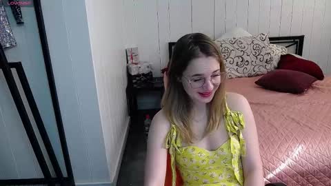 Snapshot of cindywood chatting on 12, 3, 2025 Cindy online show from 12, 3, 2025