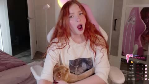 Maddy online show from 25, 11, 2025