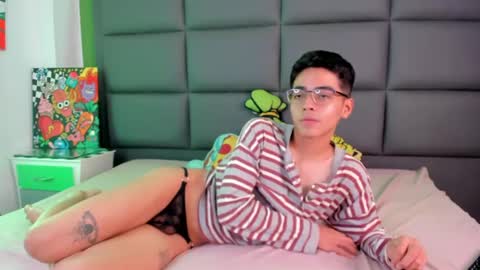 Snapshot of cinnamon_boyx chatting on 7, 3, 2025 Cinna Boy online show from 7, 3, 2025