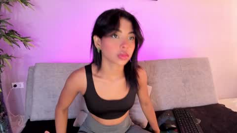 cinnamon_kyla online show from 17, 1, 2025